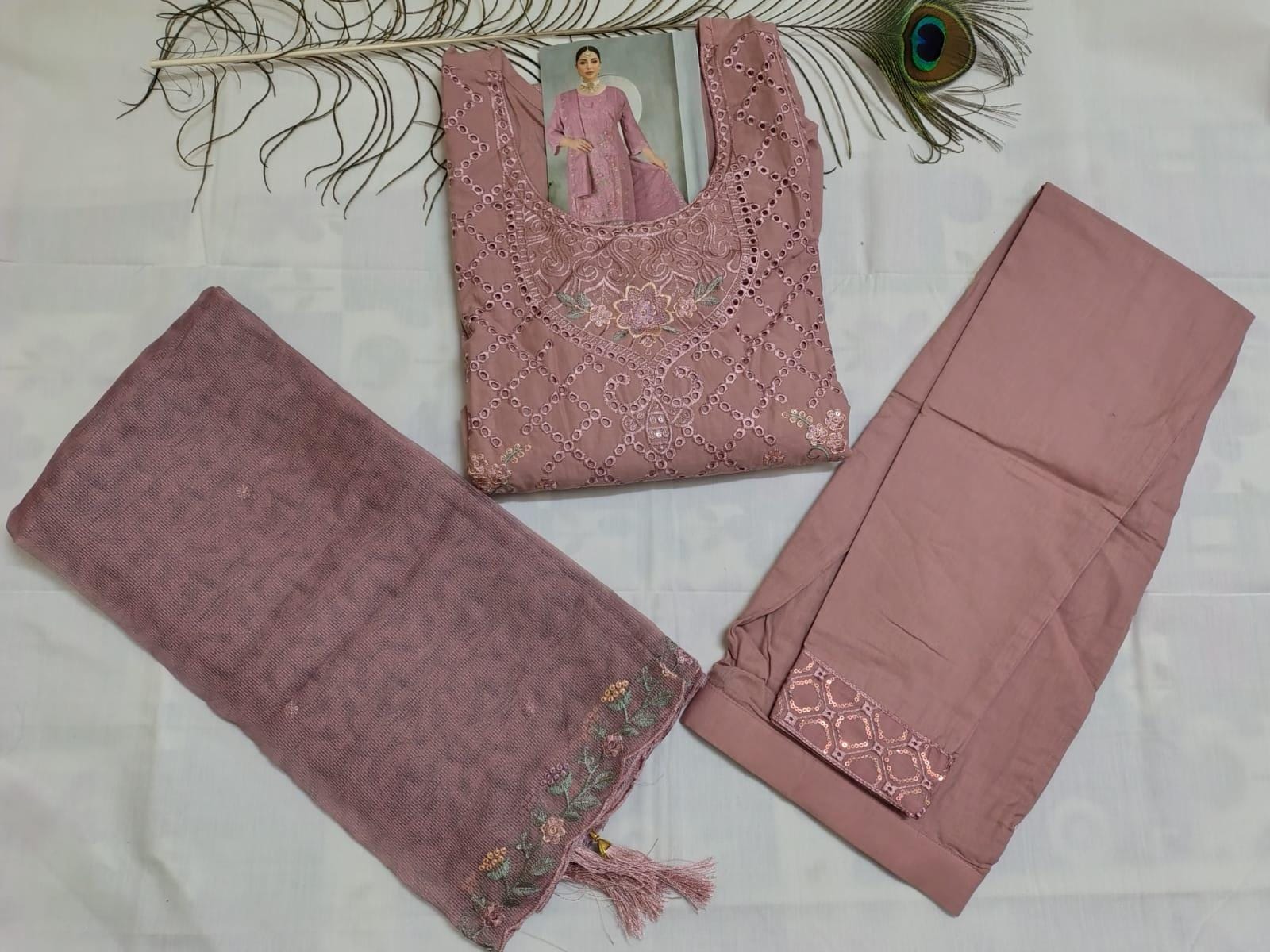 READYMADE CHUDITHAR (CAMBRIC COTTON)